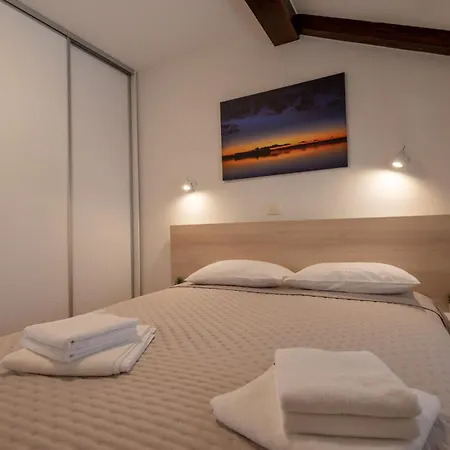 Apartman Neda Grebastica