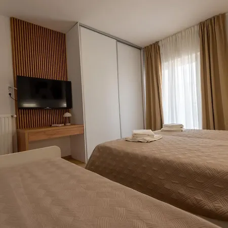 Neda Apartman Grebastica