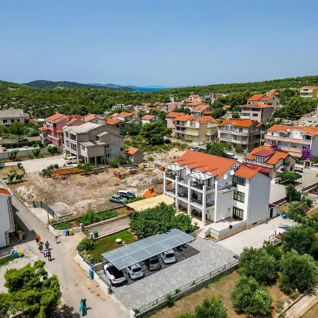 Apartman Neda Grebastica