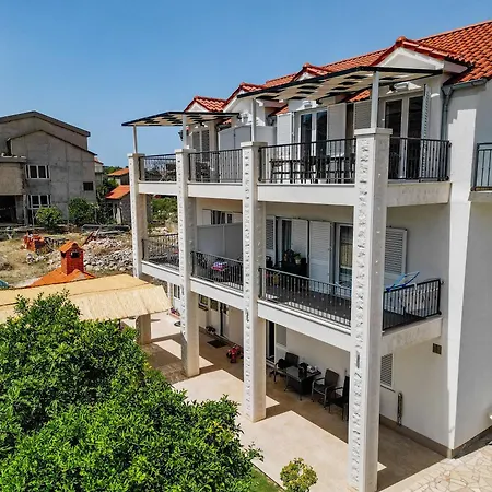 Apartman Neda Grebastica